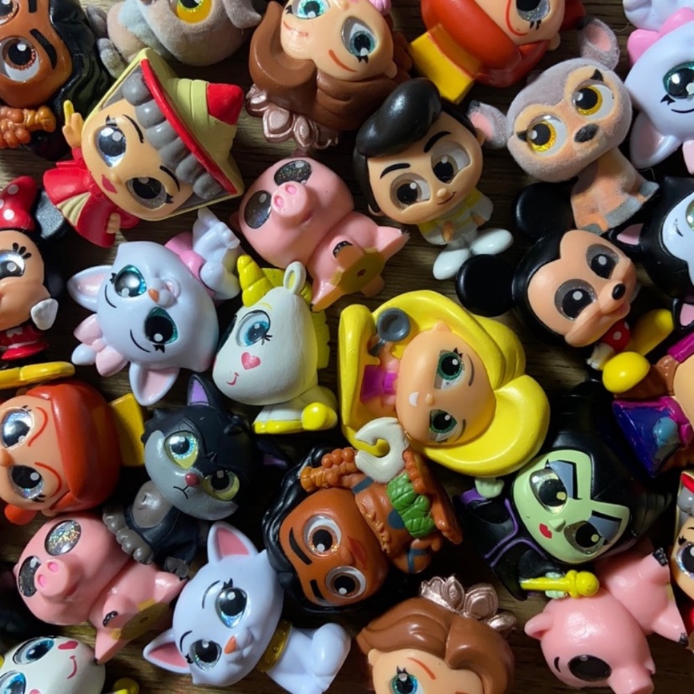 @joey2405 Disney doorable bundle